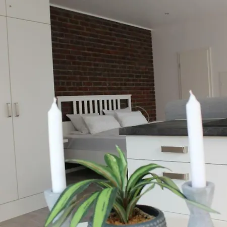 Das Kleine Stadtapartment Burg auf Fehmarn Esterno foto